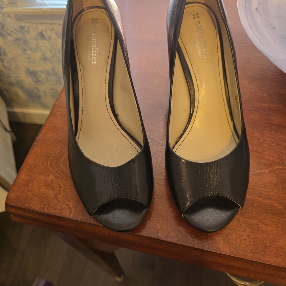 Naturalizer Elegant Black Peep-Toe Heels